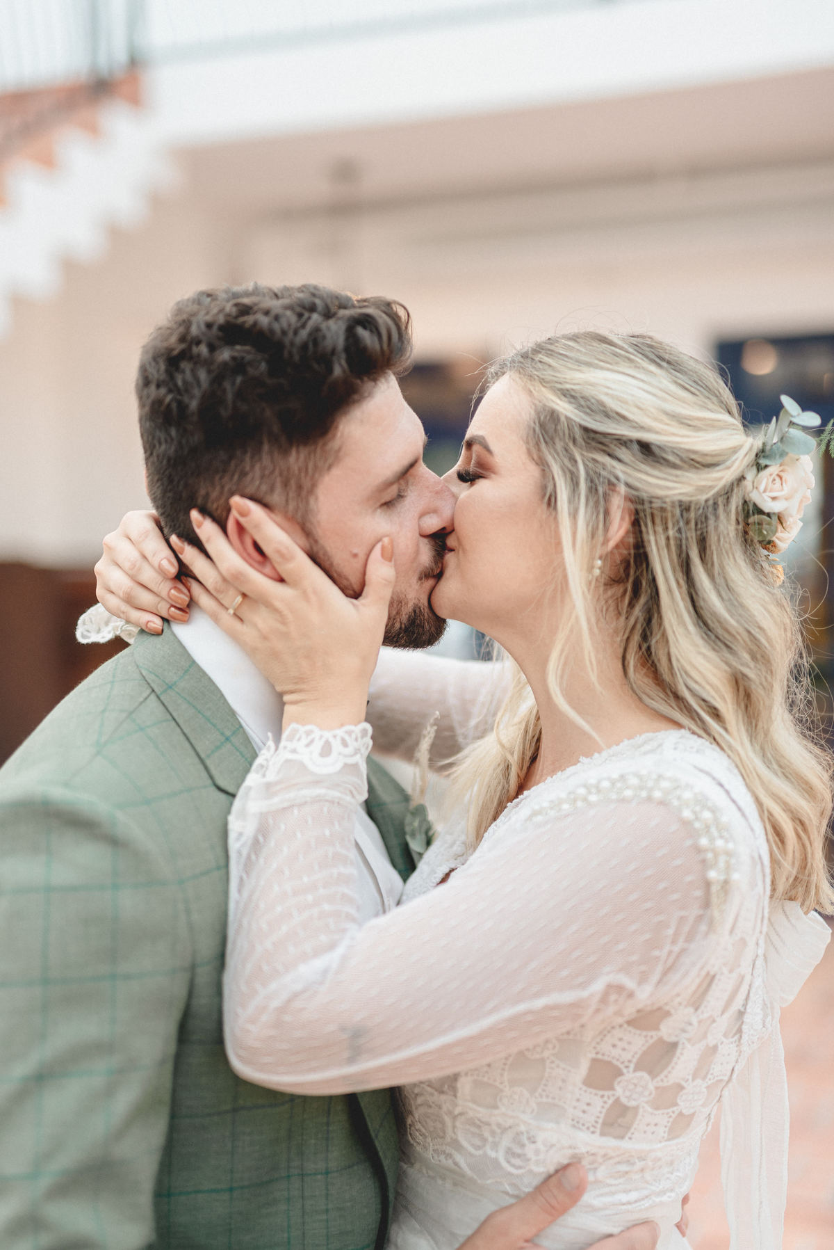 editorial-de-casamento-casarao-calixto-rama-wedding-estudio-reversa-casamento-de-dia-na-praia-sao-francisco-do-sul-expressiva-black-monica-linz-noivas-patricia-freitas-doce-encanto-confeitaria-ld-filmes-wedding-lovers-inspiracao-casamento