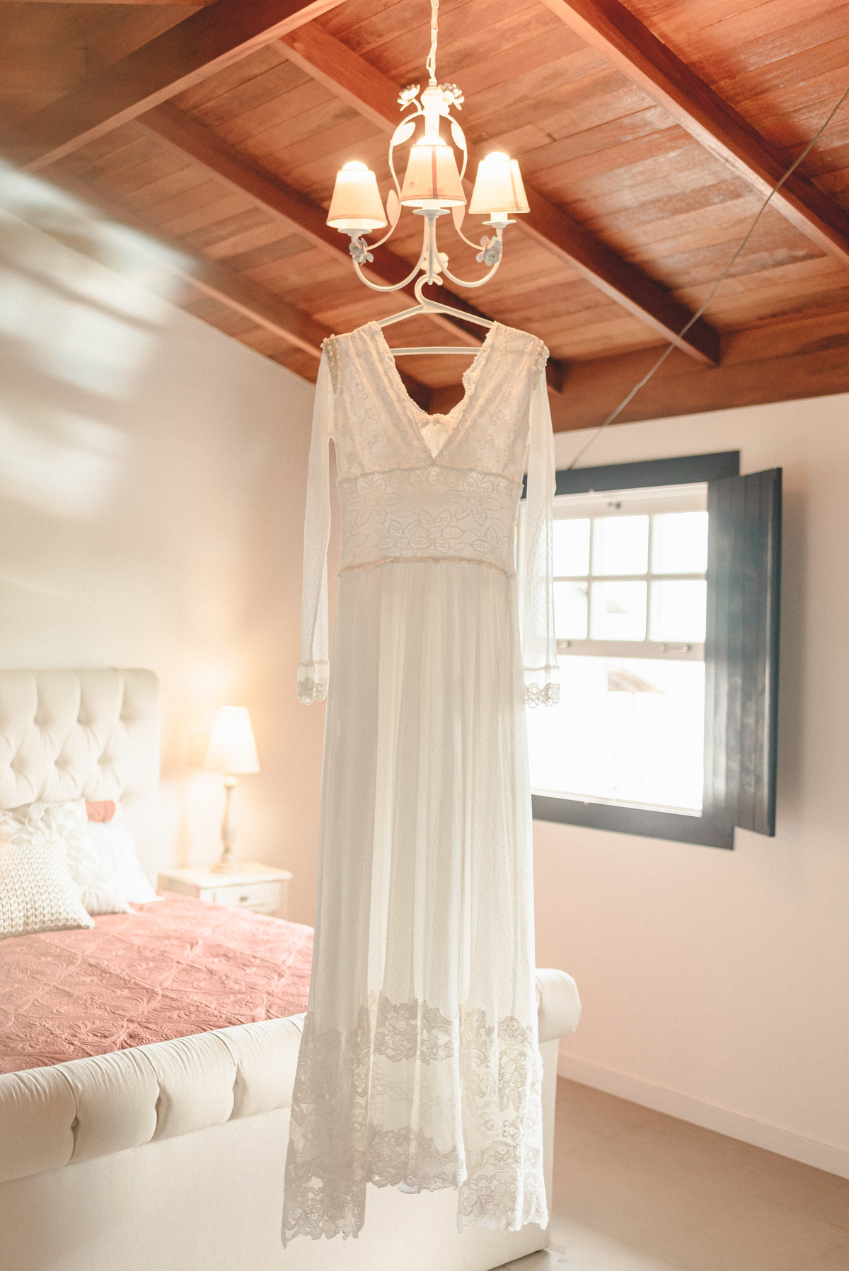 editorial-de-casamento-casarao-calixto-rama-wedding-estudio-reversa-casamento-de-dia-na-praia-sao-francisco-do-sul-expressiva-black-monica-linz-noivas-patricia-freitas-doce-encanto-confeitaria-ld-filmes-wedding-lovers-inspiracao-casamento