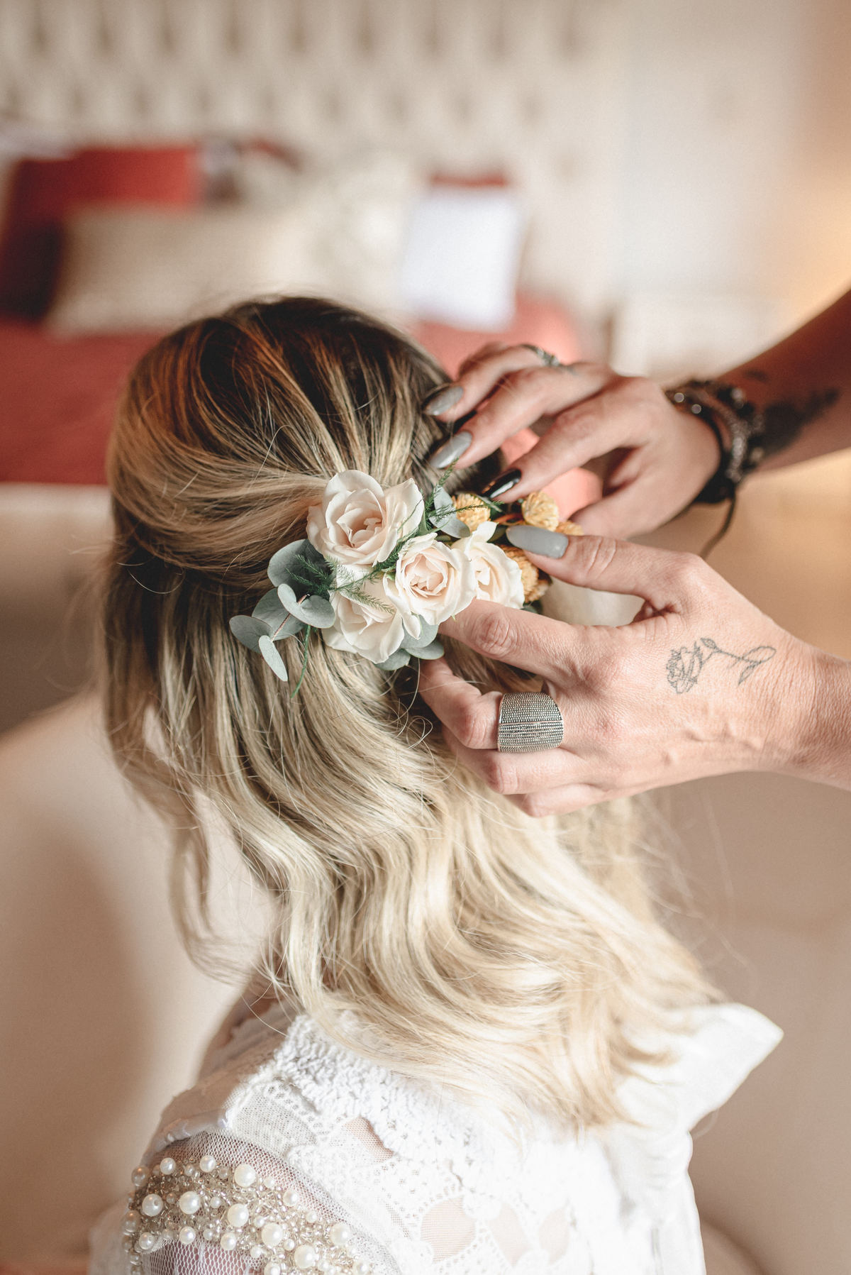 editorial-de-casamento-casarao-calixto-rama-wedding-estudio-reversa-casamento-de-dia-na-praia-sao-francisco-do-sul-expressiva-black-monica-linz-noivas-patricia-freitas-doce-encanto-confeitaria-ld-filmes-wedding-lovers-inspiracao-casamento