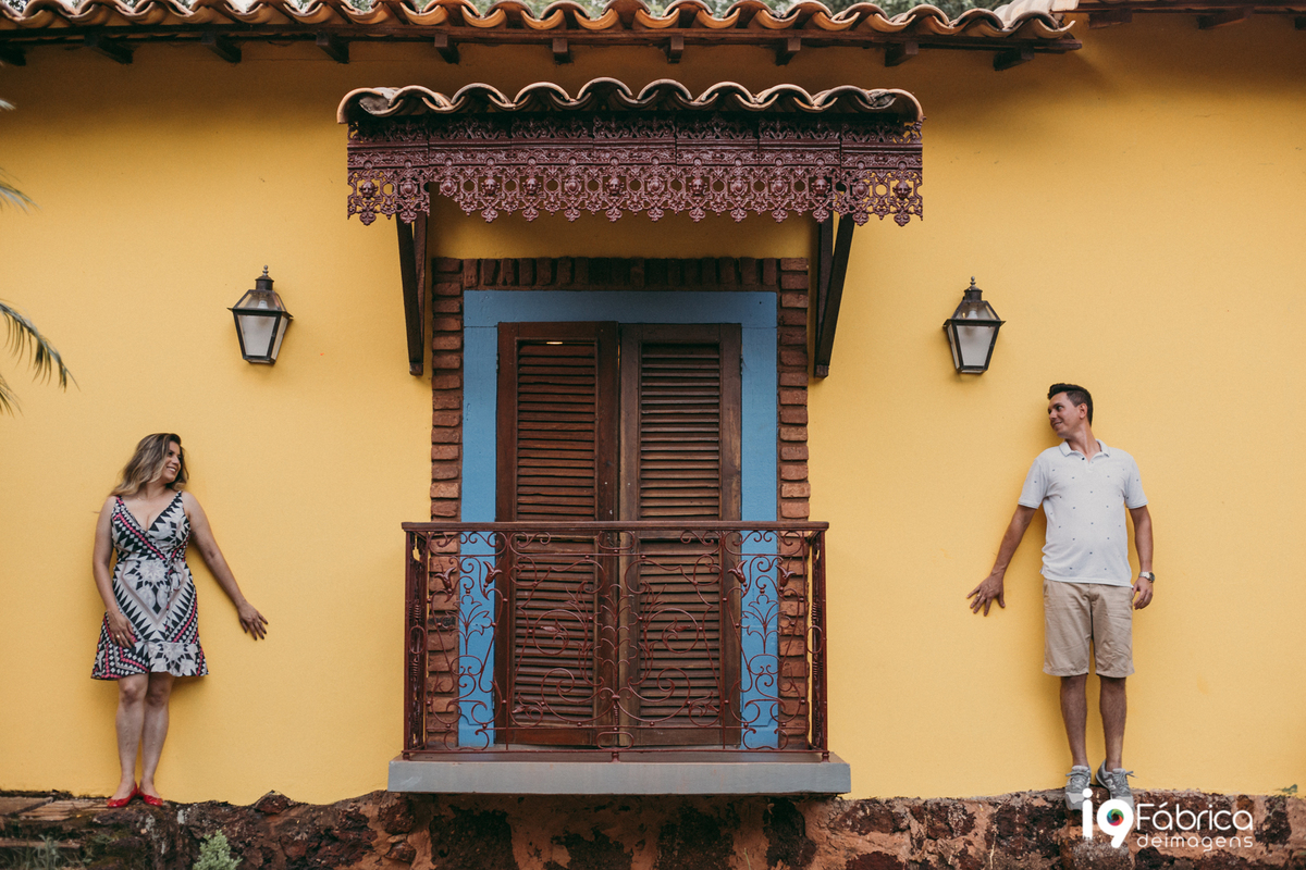 pre-wedding-ensaio-externo-hotel-fazenda-solar-dos-ipes-prata-mg-itumbiara-go-aliny-jaider-fotografo-de-casamento (11)