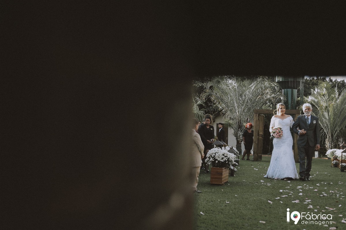 casamento-de-dia-chacara-panorama-lounge-uberlandia-roberta-nicurgo-william-fotografia-filmagem-de-casamento-fotografo-de-casamento-filmagem