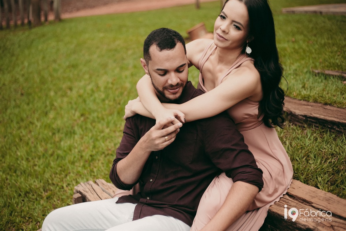 ensaio-pre-casamento-uberlandia-mg-thays-e-davi-fotografo-de-manancial-casamento-mg-i9-fabrica-de-imagens 