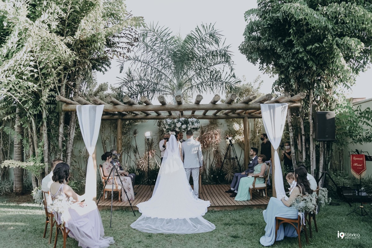 mini-casamento-nathalia-luiz-panorama-lounge-fotografia-filmagem-casamento-fotografo-casamento-uberlandia-casamento-casando-pandemia 