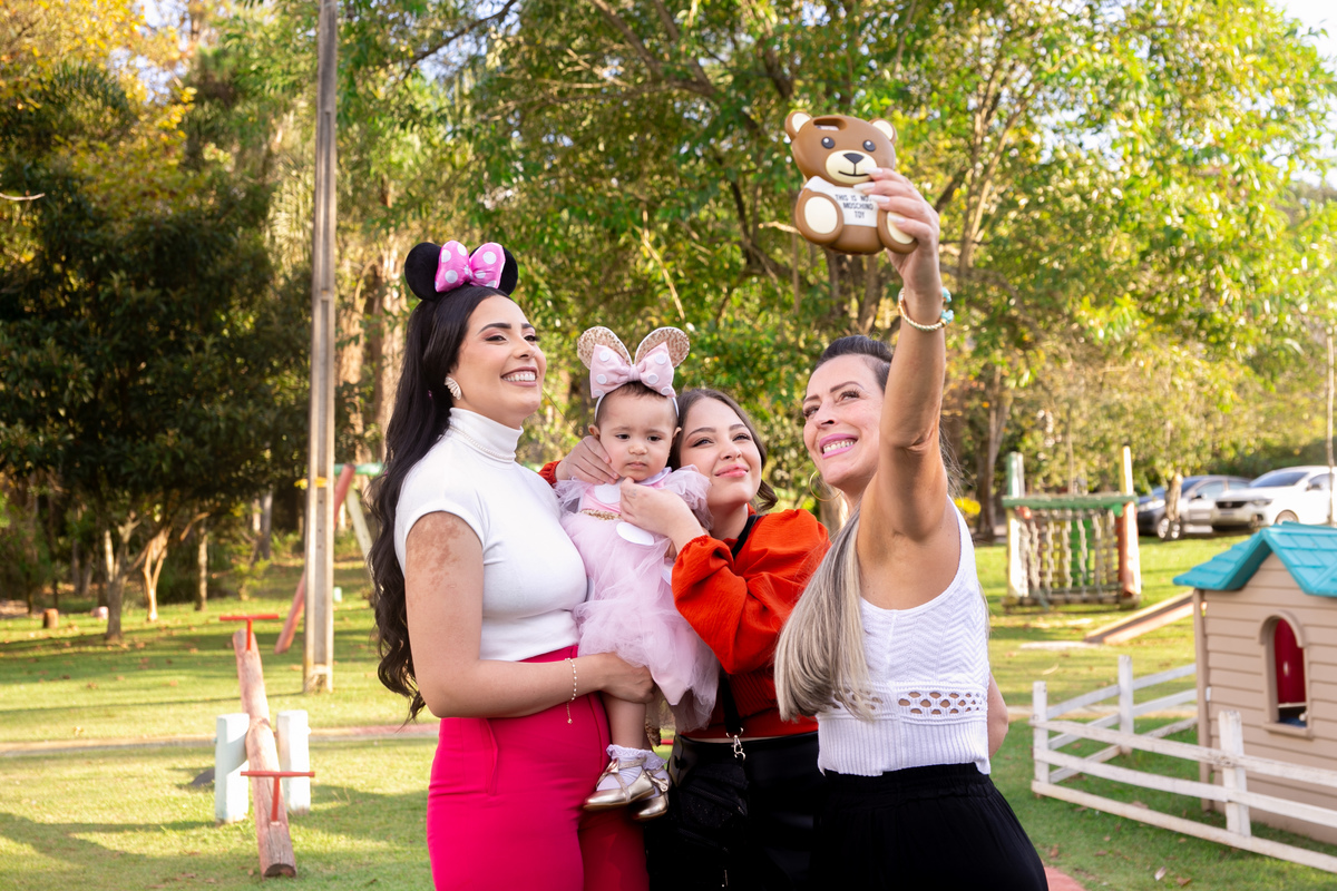 aniversario-infantil-1ano-minnierosa-externo-saopaulo-ibiuna-colinasdeibiúna