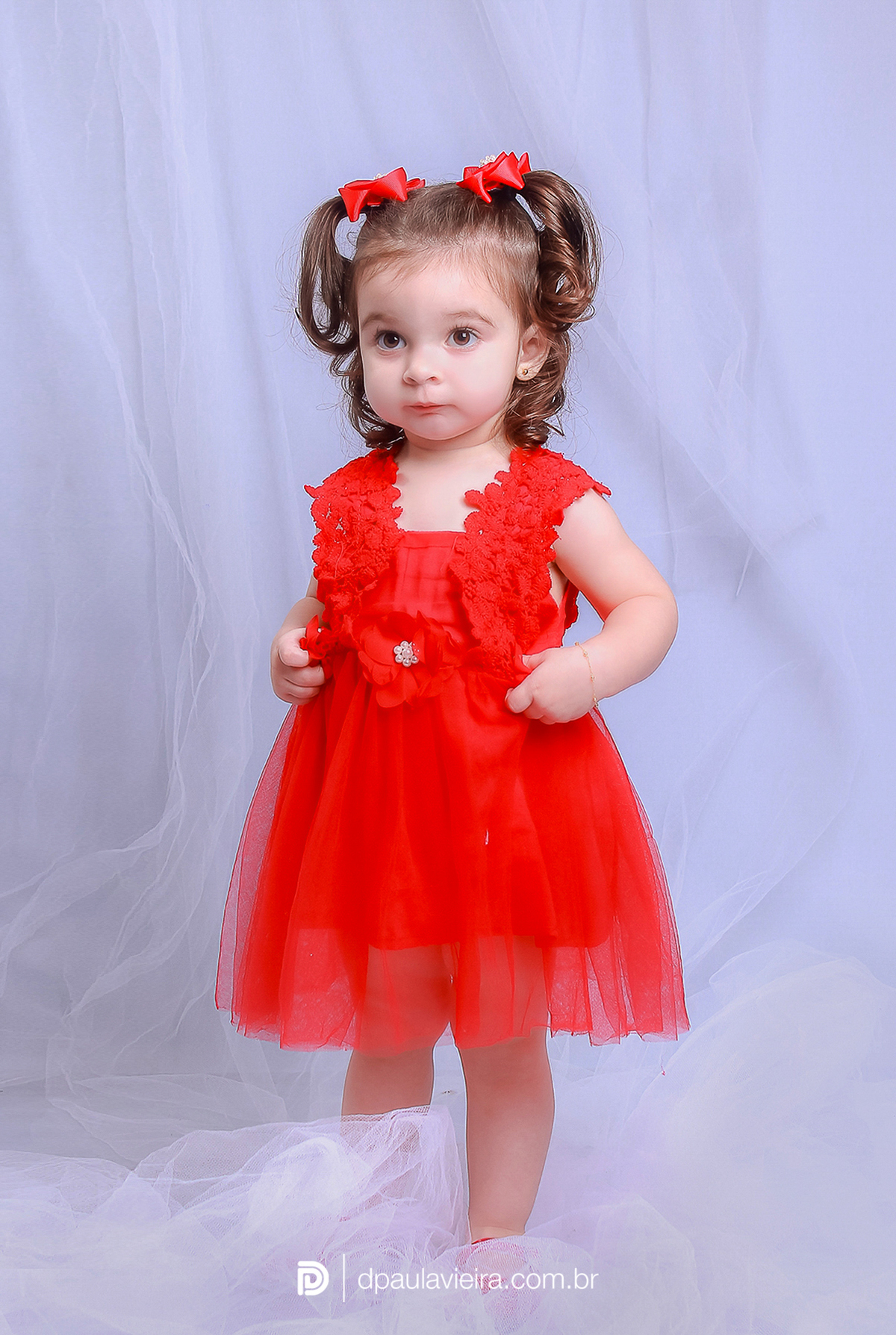 Olá Nayara, tudo bem ?
vimos que tem uma pendência de estúdio conosco desde 23/07/2022.

Suas fotos estão prontas para ser retiradas !
ficou uma diferença de 83,00 para ser acertado.

Quando puder estar dando uma passadinha aqui na loja para retirada e pa