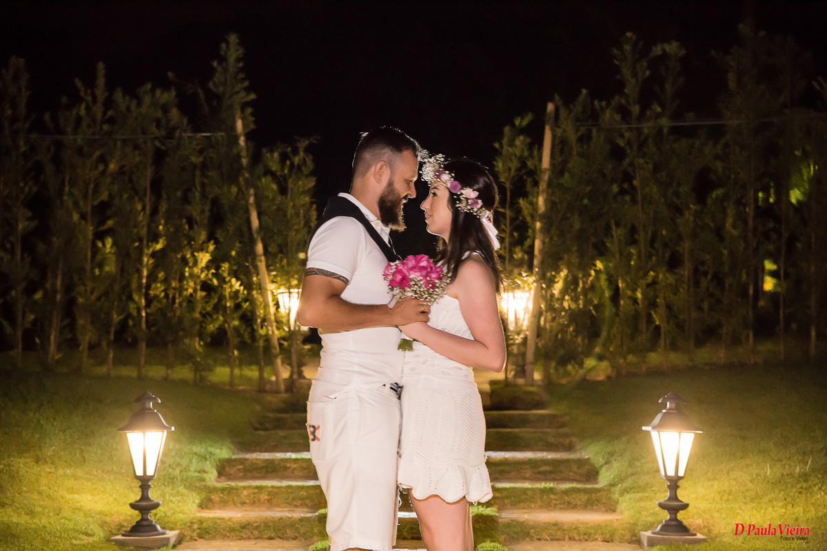 casal-love-buque-escada-luzes-rosa-flores-foto-video-dpaula vieira-sp-casamento-studio-acompanhamento-ibiuna-sao roque-sorocaba-mairinque-interior-sao paulo-gestante-pre wedding-acompanhamento-15 anos