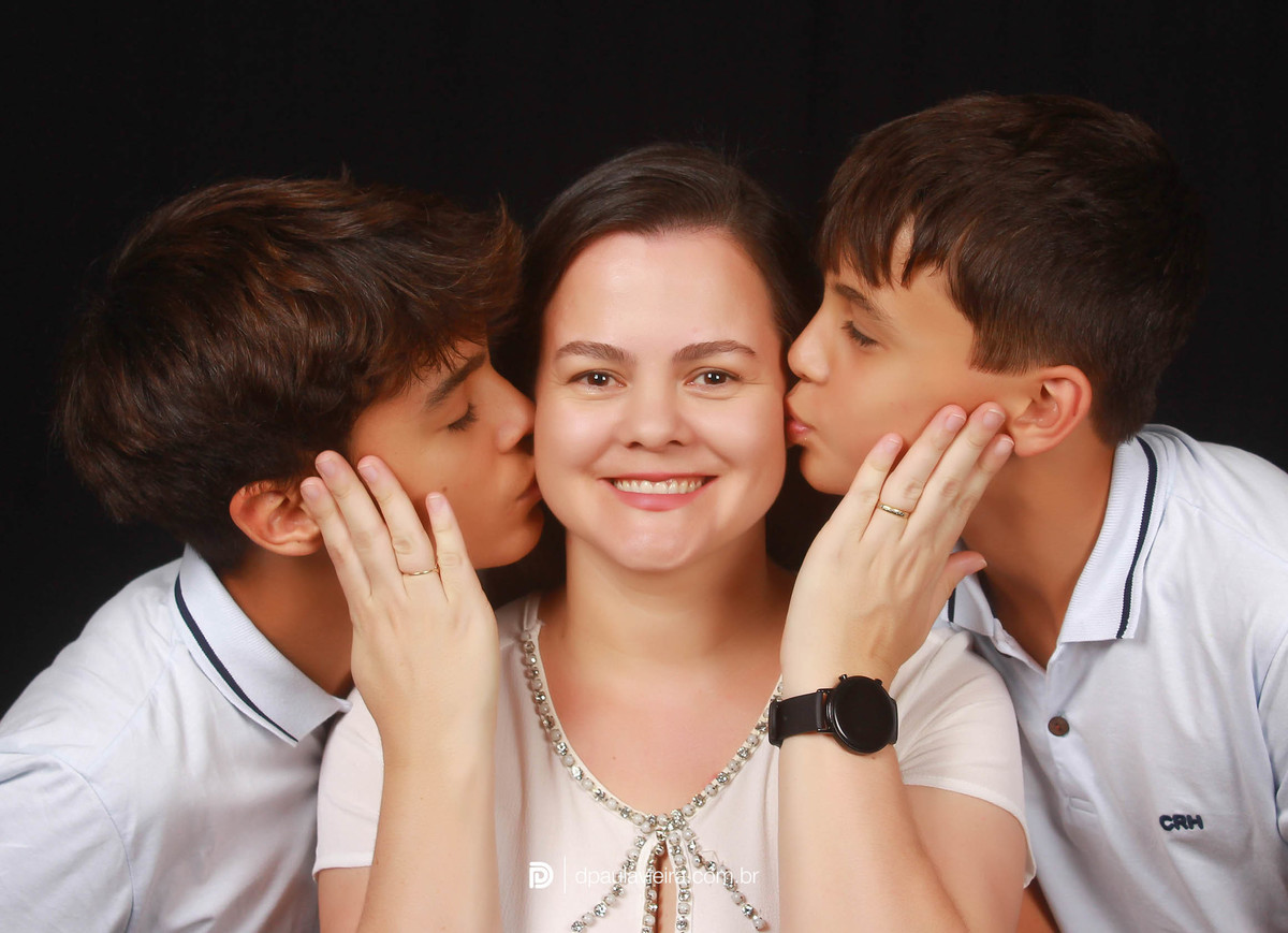 studio-estudio-foto-fotografia-book-gestante-acompanhamento-bebe-mesversario-casal-smash-newborn-ibiuna-aniversario-sao-paulo
