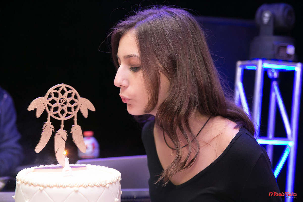 aniversarios-parabens-mae-irmã-foto-video-dpaula vieira-sp-casamento-studio-acompanhamento-ibiuna-sao roque-sorocaba-mairinque-interior-sao paulo-gestante-pre wedding-  acompanhamento-15 anos