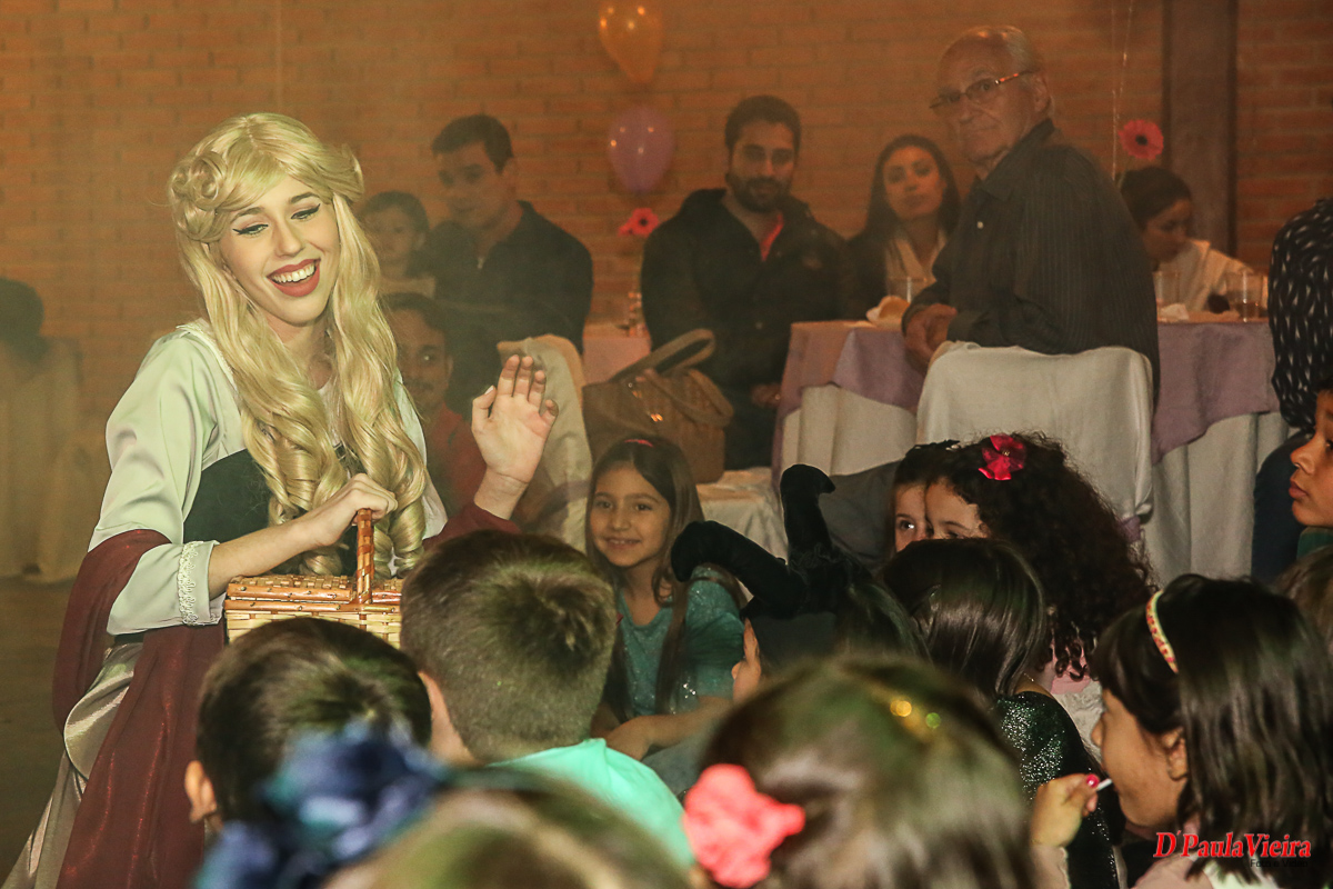 aniversario-malevola-princesas-fadas-foto-video-dpaula vieira-sp-casamento-studio-acompanhamento-ibiuna-sao roque-sorocaba-mairinque-interior-sao paulo-gestante-pre wedding-  acompanhamento-15 anos