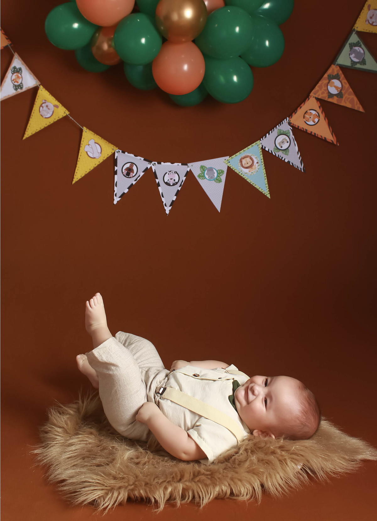 studio-estudio-foto-fotografia-book-gestante-acompanhamento-bebe-mesversario-casal-smash-newborn-ibiuna-aniversario-sao-paulo
