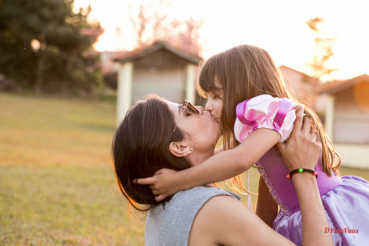 mae-menina-beijo-aniversario-fazendinha-foto-video-dpaula vieira-sp-casamento-studio-acompanhamento-ibiuna-sao roque-sorocaba-mairinque-interior-sao paulo-gestante-pre wedding-acompanhamento-15 anos
