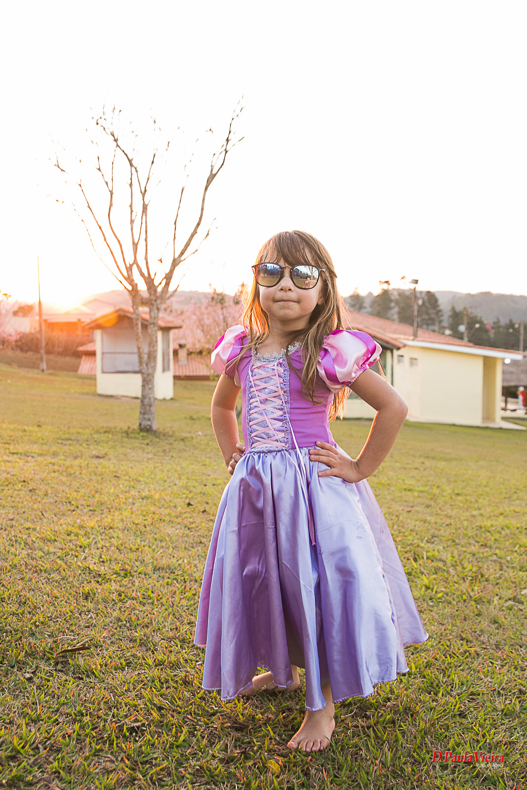 oculos-vestido-lilas-4 anos-fazendinha-foto-video-dpaula vieira-sp-casamento-studio-acompanhamento-ibiuna-sao roque-sorocaba-mairinque-interior-sao paulo-gestante-pre wedding-acompanhamento-15 anos