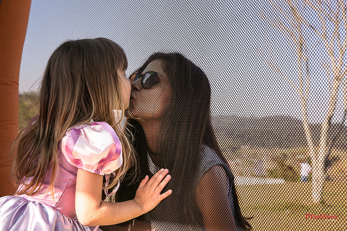 mae-filha-beijo-fazendinha-foto-video-dpaula vieira-sp-casamento-studio-acompanhamento-ibiuna-sao roque-sorocaba-mairinque-interior-sao paulo-gestante-pre wedding-acompanhamento-15 anos