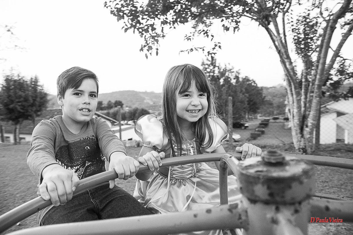 criança-aniversario-amigos-fazendinha-foto-video-dpaula vieira-sp-casamento-studio-acompanhamento-ibiuna-sao roque-sorocaba-mairinque-interior-sao paulo-gestante-pre wedding-acompanhamento-15 anos
