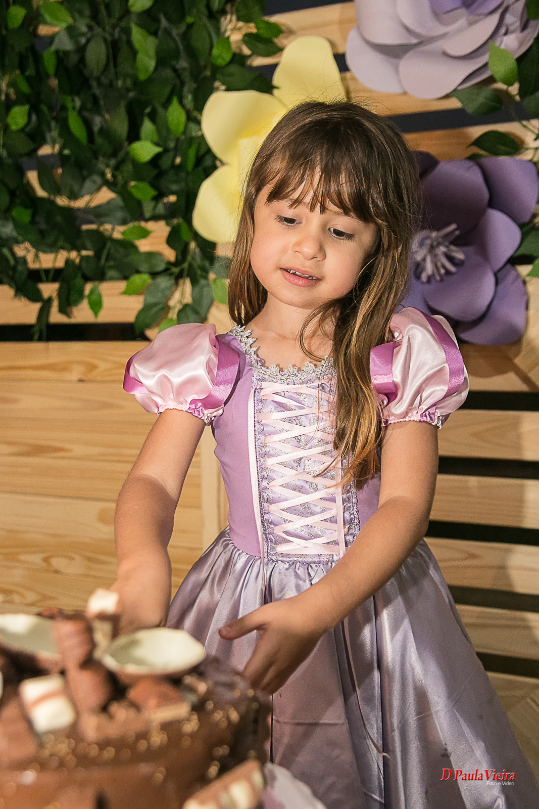criança-aniversario-4 anos-fazendinha-foto-video-dpaula vieira-sp-casamento-studio-acompanhamento-ibiuna-sao roque-sorocaba-mairinque-interior-sao paulo-gestante-pre wedding-acompanhamento-15 anos