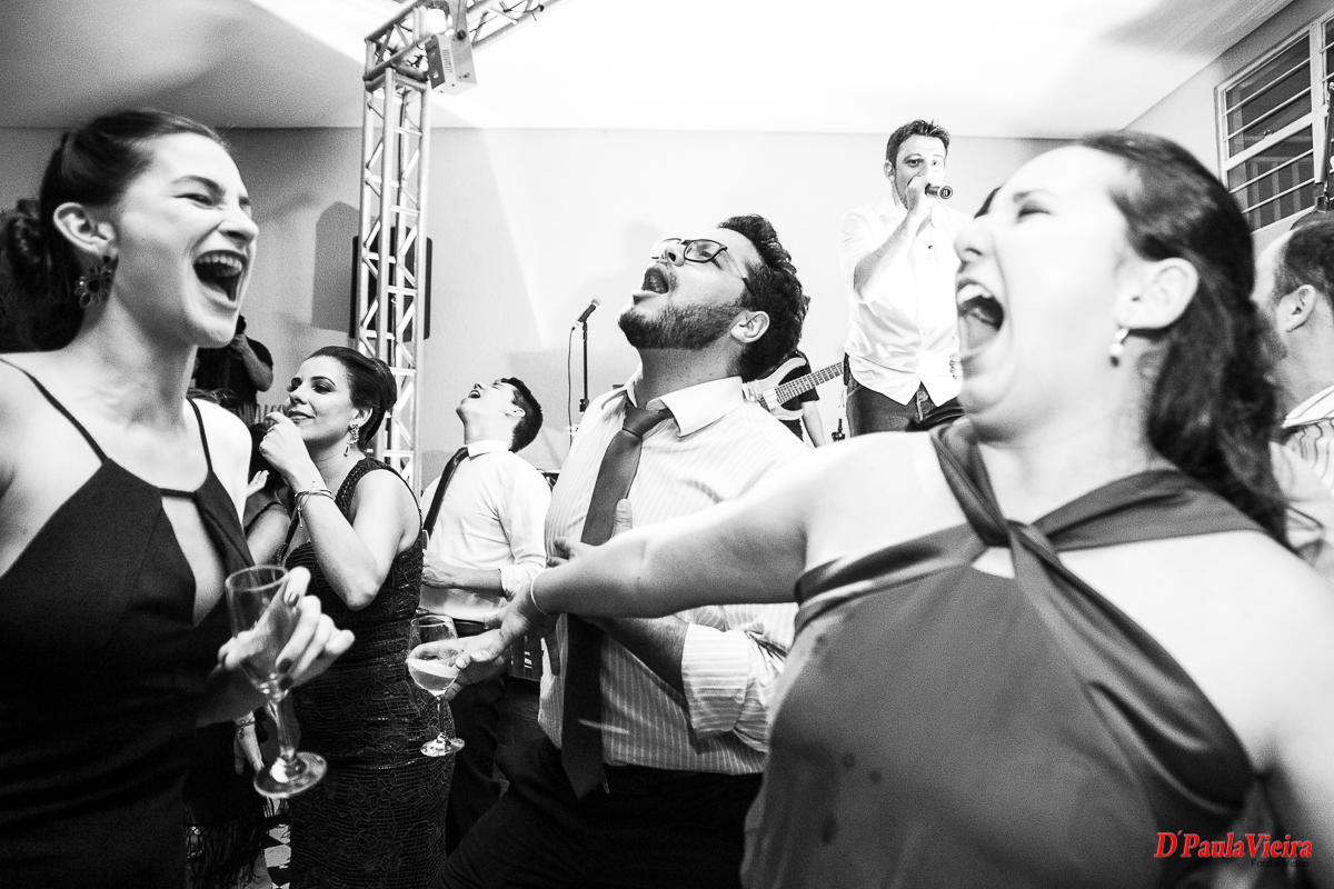 convidados-riso-música-festa-foto-video-dpaula vieira-sp-casamento-studio-acompanhamento-ibiuna-sao roque-sorocaba-mairinque-interior-sao paulo-gestante-pre wedding-acompanhamento-15 anos-batizado