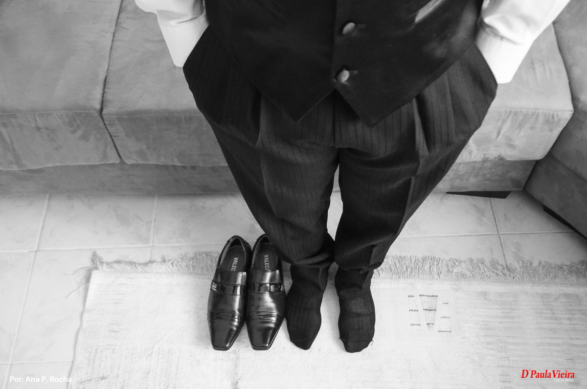 noivo-sapato-detalhe-foto-video-dpaula vieira-sp-casamento-studio-acompanhamento-ibiuna-sao roque-sorocaba-mairinque-interior-sao paulo-gestante-pre wedding-acompanhamento-15 anos-batizado