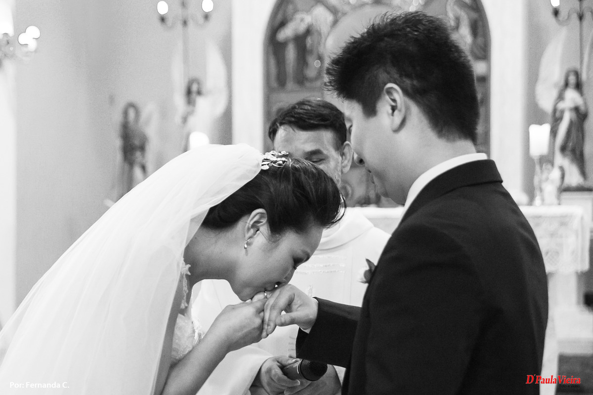 aliança-beijo-amor-carinho-foto-video-dpaula vieira-sp-casamento-studio-acompanhamento-ibiuna-sao roque-sorocaba-mairinque-interior-sao paulo-gestante-pre wedding-acompanhamento-15 anos-batizado