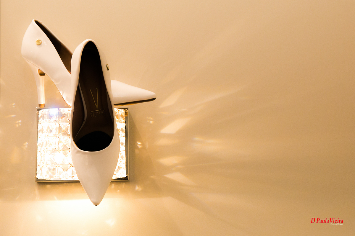 foto-video-dpaula vieira-sp-casamento-studio-acompanhamento-ibiuna-sao roque-sorocaba-mairinque-interior-sao paulo-gestante-pre wedding-acompanhamento-15 anos-batizado-making of-sapatonoiva-detalhe