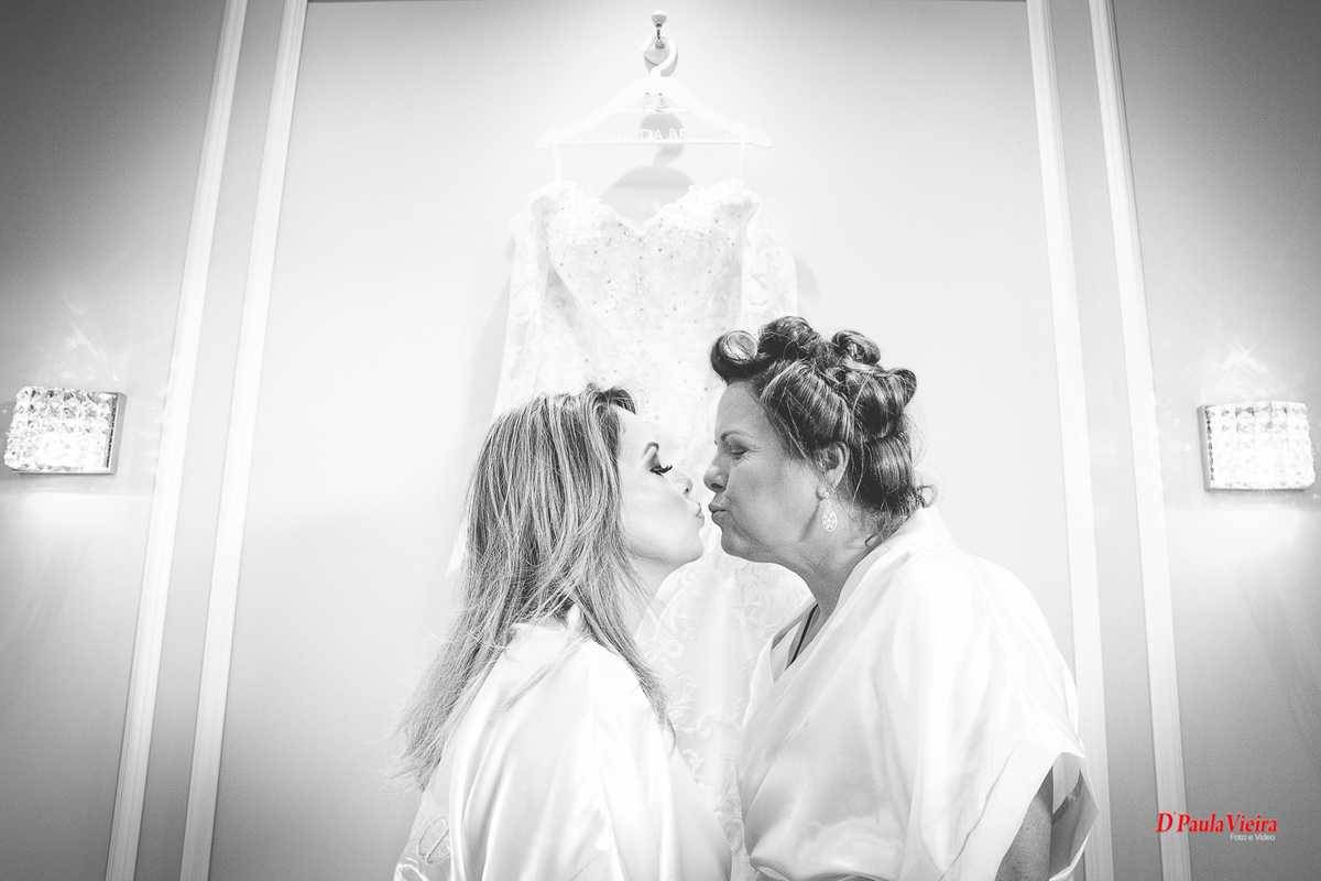 foto-video-dpaula vieira-sp-casamento-studio-acompanhamento-ibiuna-sao roque-sorocaba-mairinque-interior-sao paulo-gestante-pre wedding-acompanhamento-15 anos-batizado-making of-momento familia-amor-mae-carinho-vestido noiva