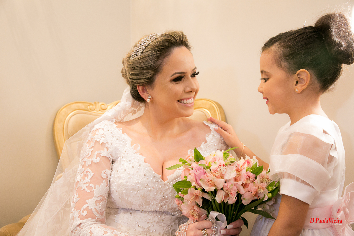 foto-video-dpaula vieira-sp-casamento-studio-acompanhamento-ibiuna-sao roque-sorocaba-mairinque-interior-sao paulo-gestante-pre wedding-acompanhamento-15 anos-batizado-olhar-making of- noiva-noivinha-buque-sorriso