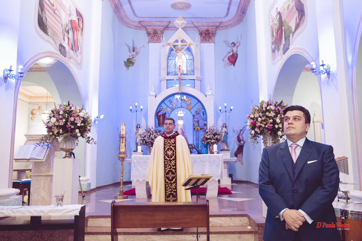 foto-video-dpaula vieira-sp-casamento-studio-acompanhamento-ibiuna-sao roque-sorocaba-mairinque-interior-sao paulo-gestante-pre wedding-acompanhamento-15 anos-batizado-noivo-altar-espera noiva-padre