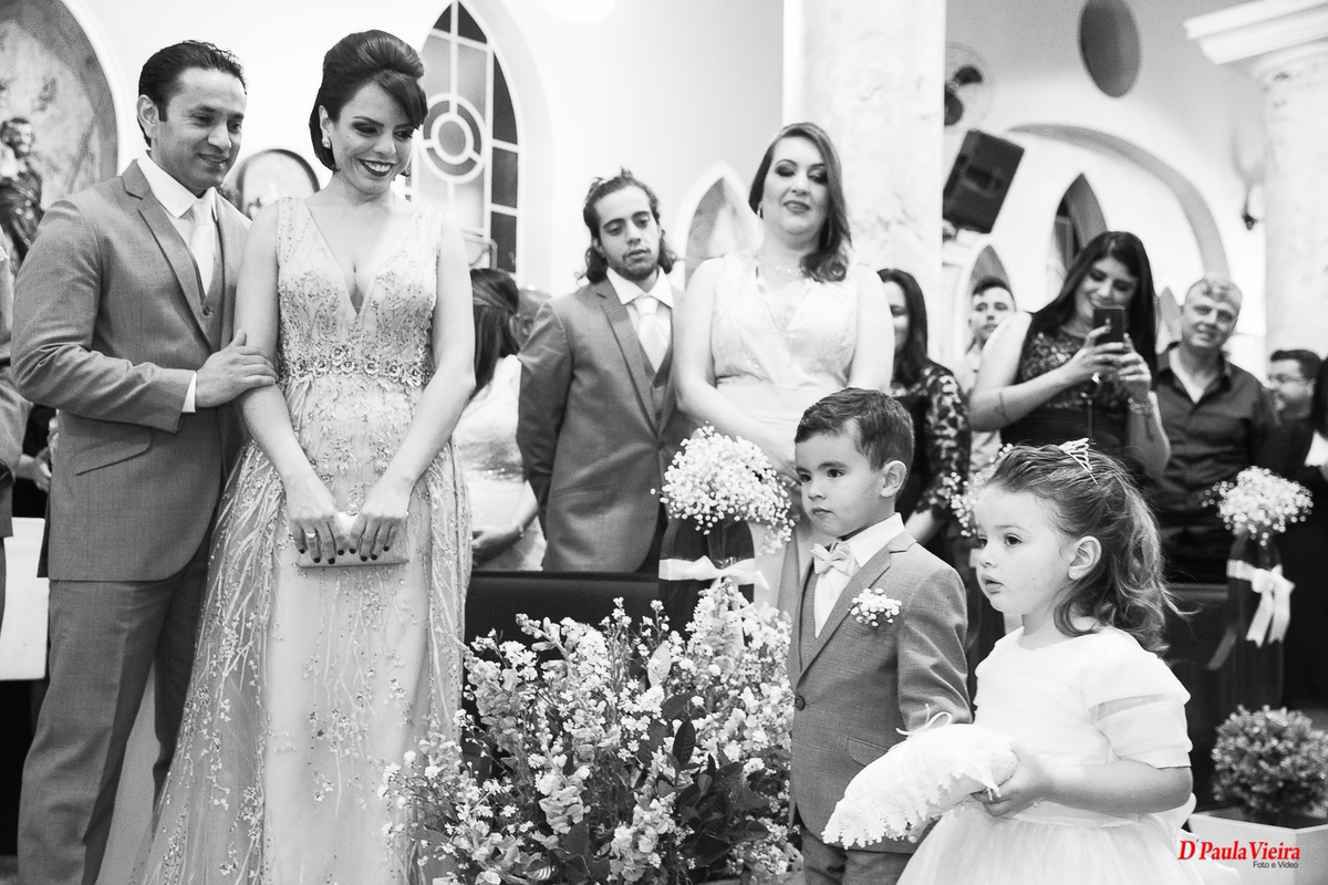 foto-video-dpaula vieira-sp-casamento-studio-acompanhamento-ibiuna-sao roque-sorocaba-mairinque-interior-sao paulo-gestante-pre wedding-acompanhamento-15 anos-batizado-entrada alianças-noivinhos-olhar-felicidades