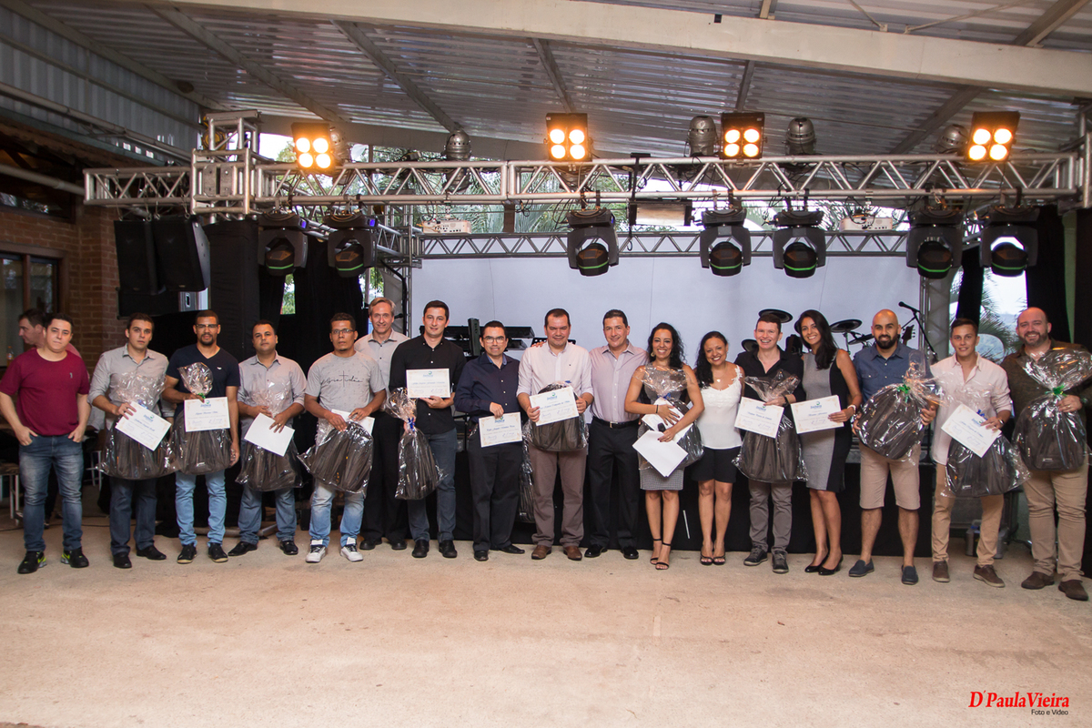 fotografia-corporativa-foto-video-ibiuna-sao-paulo-confraternização-Imbera