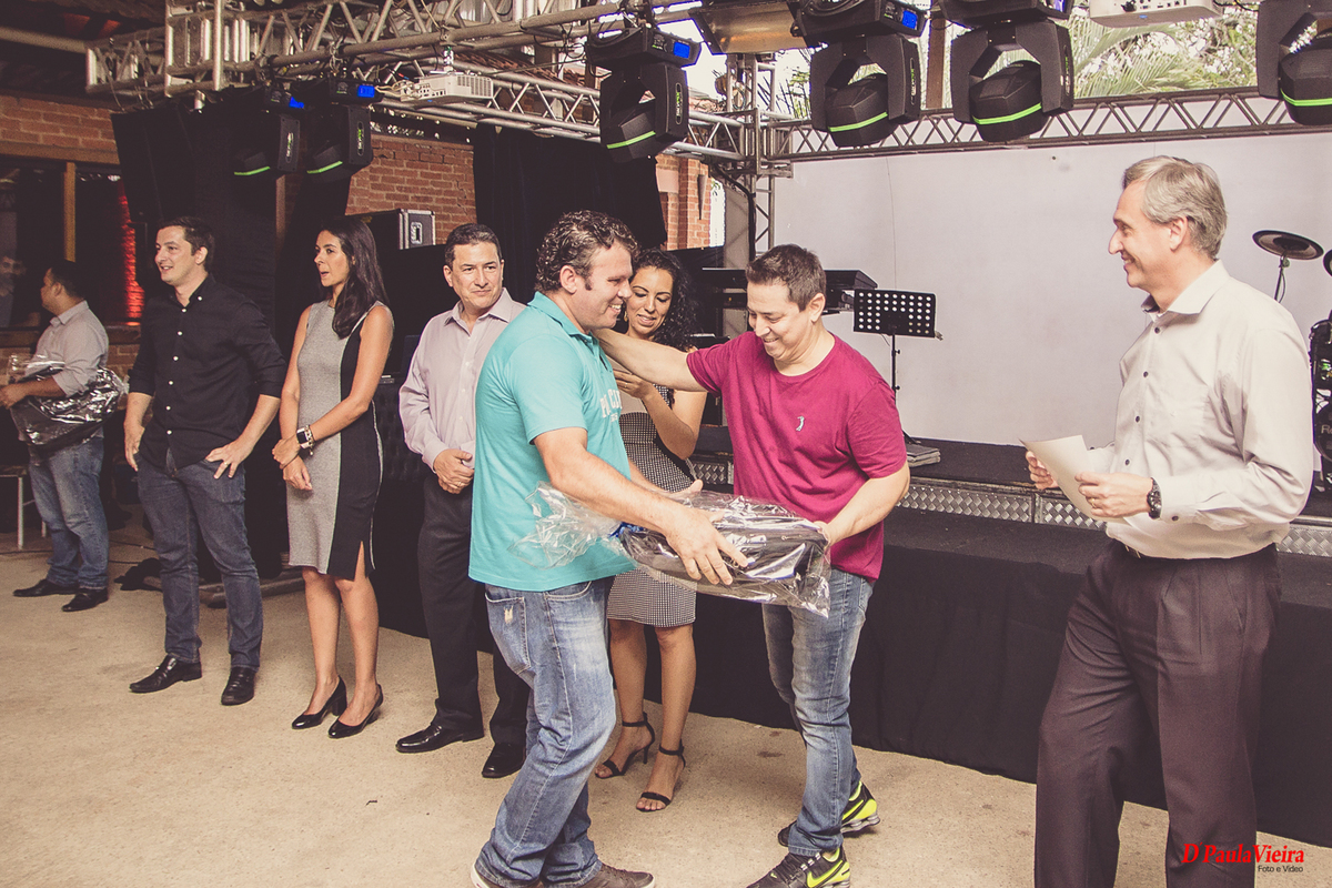 fotografia-corporativa-foto-video-ibiuna-sao-paulo-confraternização-Imbera