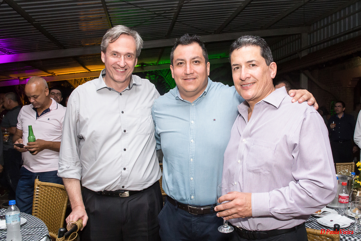 fotografia-corporativa-foto-video-ibiuna-sao-paulo-confraternização-Imbera