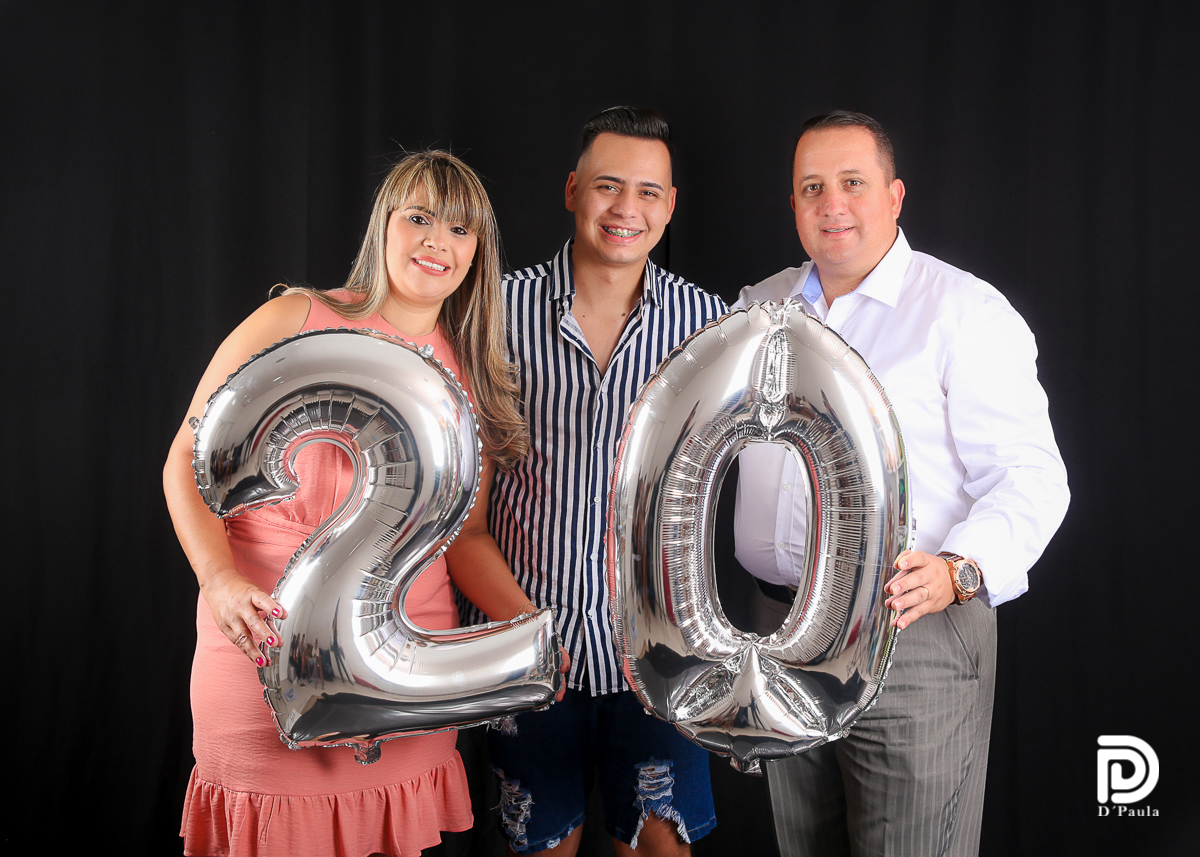 studio-foto-forografia-estudio-book-gestante-acompanhamento-bebe-mesversario-casal-smash-newborn-gestante-ibiuna-aniversario 