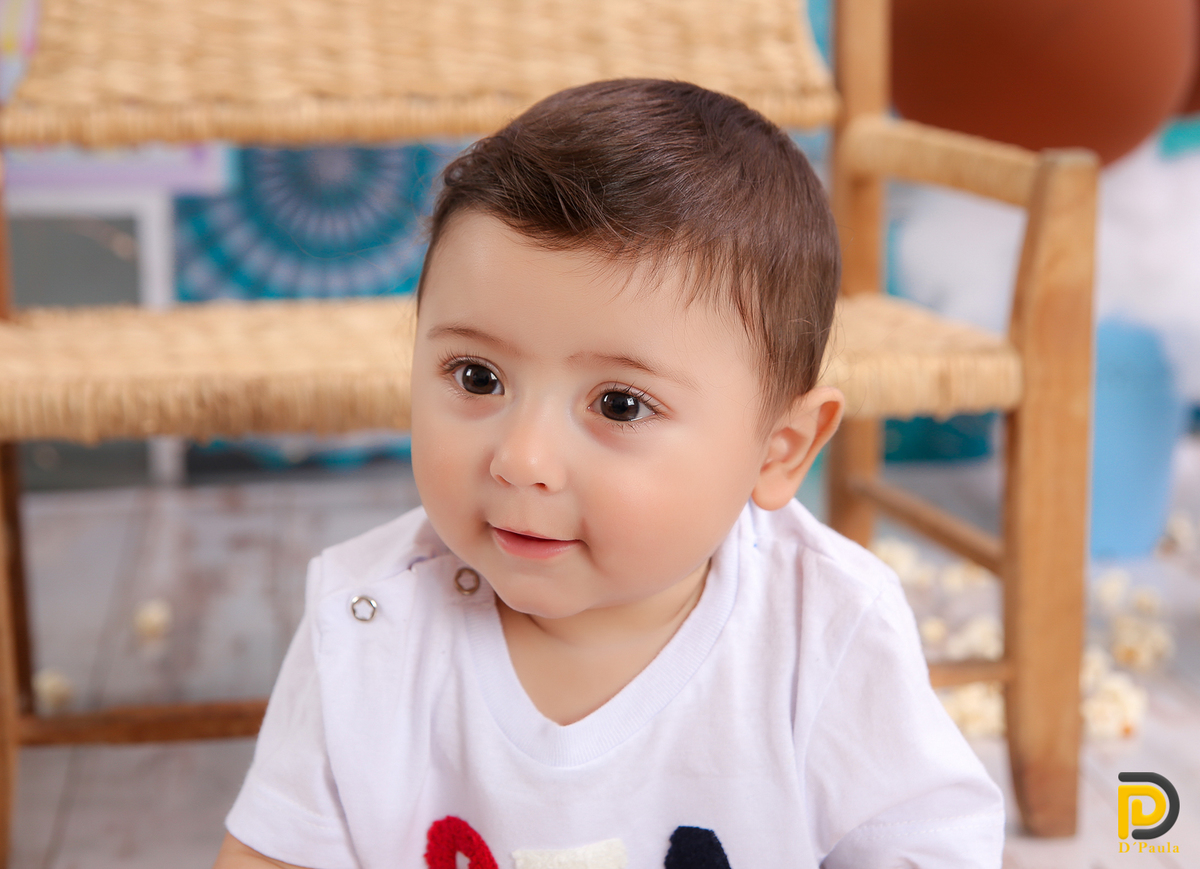 studio-estudio-foto-fotografia-book-gestante-acompanhamento-bebe-mesversario-casal-smash-newborn-ibiuna-aniversario-sao-paulo-cenario-de-doces-pirulitos-coloridos-pipoca-balões