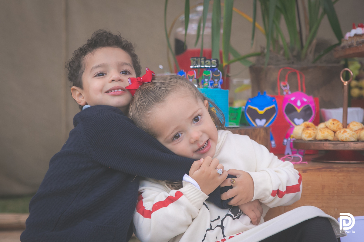 studio-estudio-foto-fotografia-book-gestante-acompanhamento-bebe-mesversario-casal-smash-newborn-ibiuna-aniversario-sao-paulo #primos #correndo #represa #Clararesortsibiuna