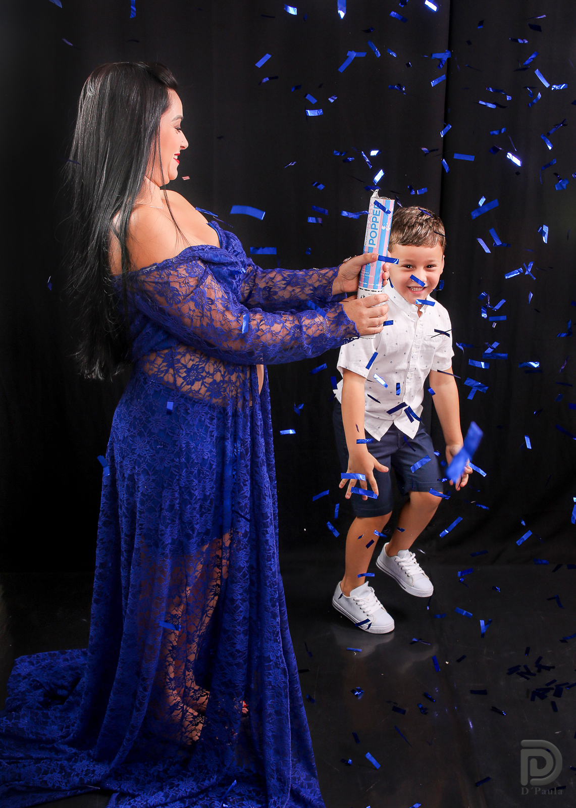studio-estudio-foto-fotografia-book-gestante-acompanhamento-bebe-mesversario-casal-smash-newborn-ibiuna-aniversario-sao-paulo-cha-revelação-irmãos-confetes-azul