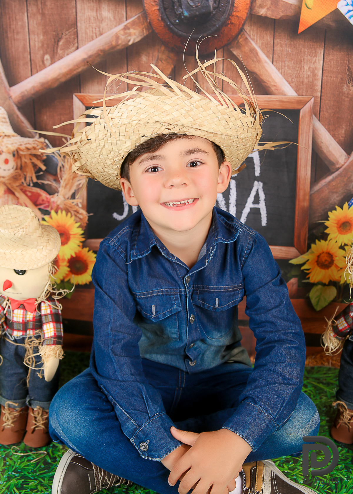 studio-estudio-foto-fotografia-book-gestante-acompanhamento-bebe-mesversario-casal-smash-newborn-ibiuna-aniversario-sao-paulo-girassol-rosa-laço-vermelho-amarelo-xadrez-chapeu