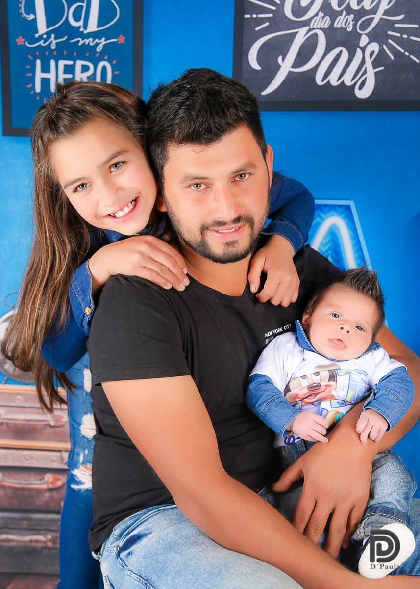 studio-estudio-foto-fotografia-book-gestante-acompanhamento-bebe-mesversario-casal-smash-newborn-ibiuna-aniversario-sao-paulo-azul-branco-dia-dos-pais-marrom-sorriso-flores-estudio