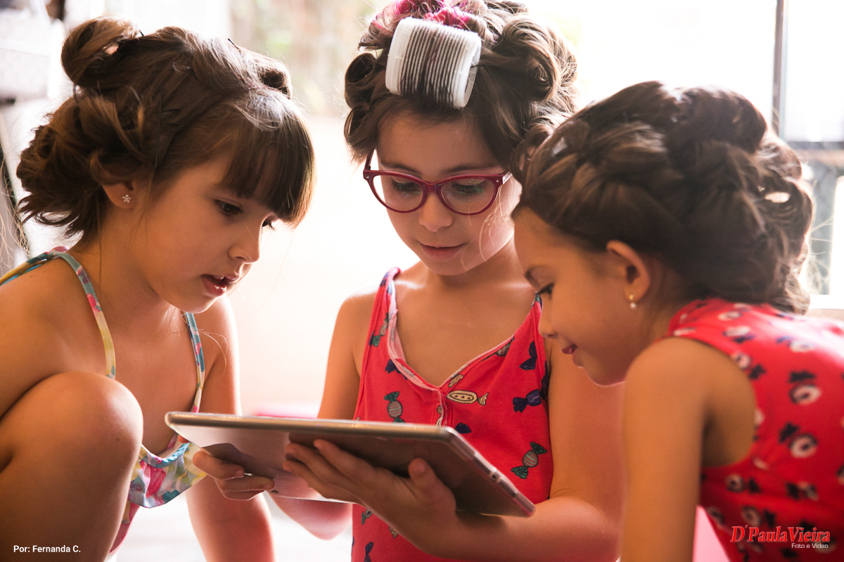 Meninas-making of-foto-video-dpaula vieira-sp-casamento-studio-acompanhamento-ibiuna-sao roque-sorocaba-mairinque-interior-sao paulo-gestante-pre wedding-acompanhamento-15 anos