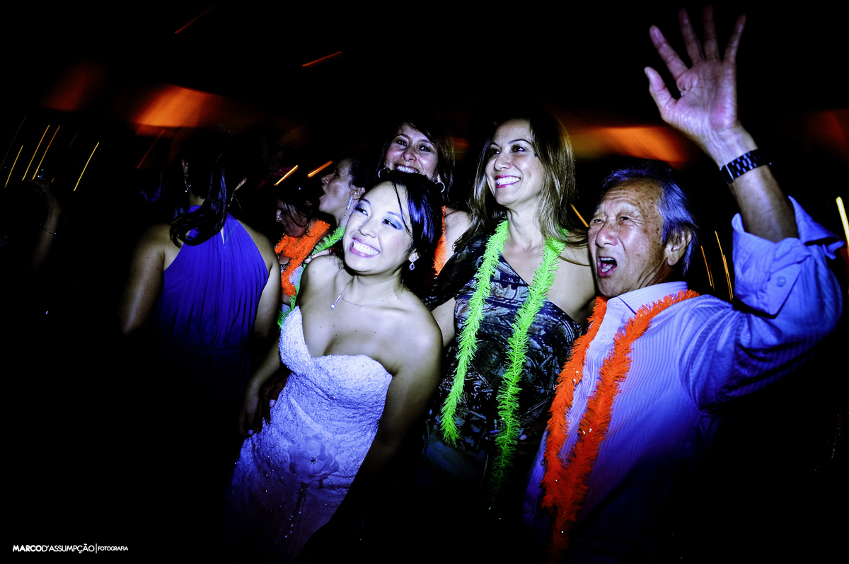 familia da noiva em boate durante festa