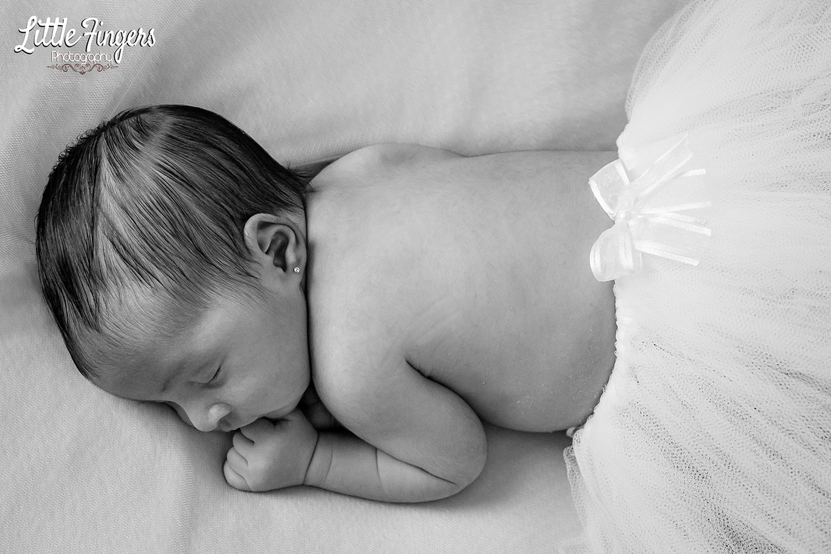 fotografia-newborn-fotografia-infantil-teresopolis-ensaio-bebe-acessorios-bebe-roupinha-bebe-ensaio-infantil-little-fingers