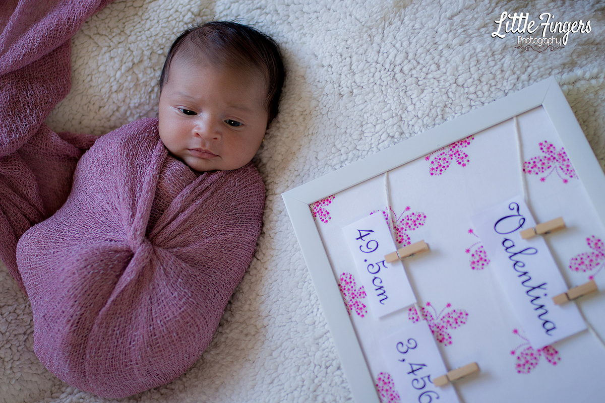 fotografia-newborn-fotografia-infantil-teresopolis-ensaio-bebe-acessorios-bebe-roupinha-bebe-ensaio-infantil-little-fingers