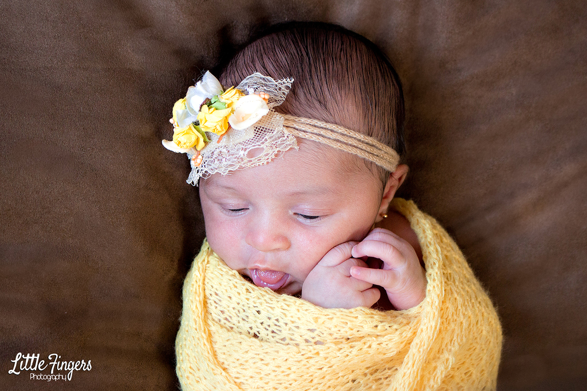 fotografia-newborn-fotografia-infantil-teresopolis-ensaio-bebe-acessorios-bebe-roupinha-bebe-ensaio-infantil-little-fingers