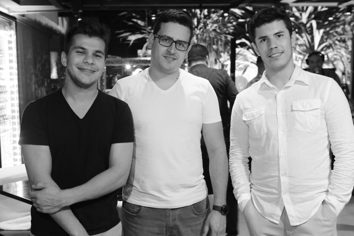 inauguraçao-inverno-em-festa-fotografia-eventos-fotografo-fabio-martins-fotografia-porto-alegre-ppkb-kitchen-e-bar-fotografo-de-eventos-casa-vetro-dudu-driks-fabio-martins-foto-equipe-fmfilms