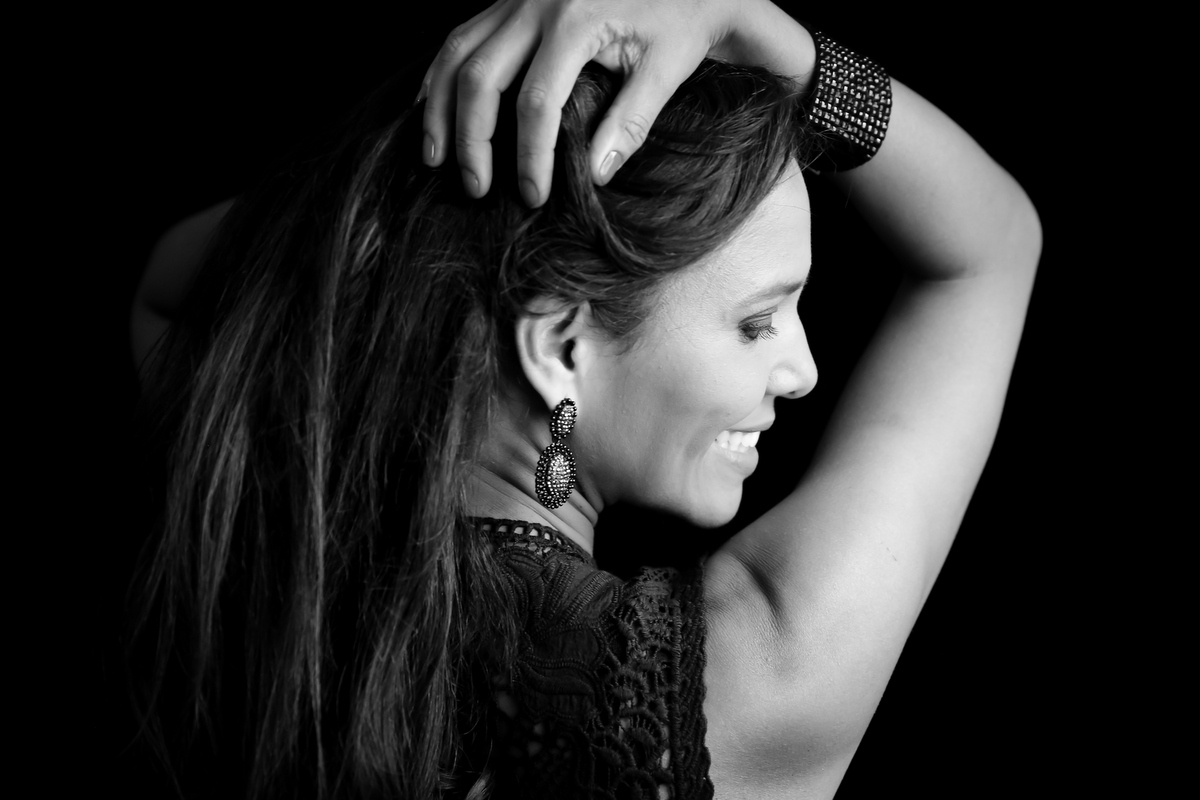 Ivna sá para mulheres, book de mulher, ensaio de mulher no estúdio ivna sá, ivna sá fotografia, estúdio em belo horizonte, belo horizonte, beleza, atitude, book terapêutico