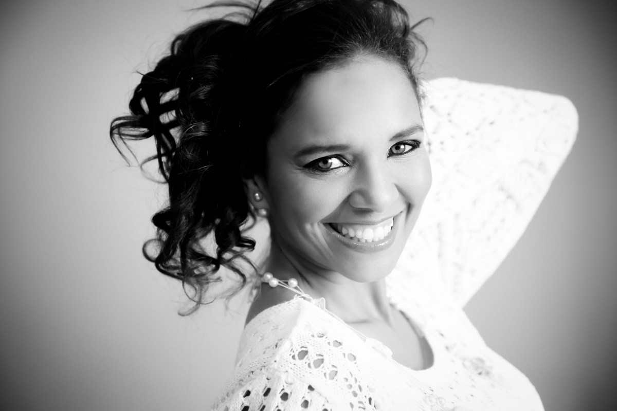 Ivna sá para mulheres, book de mulher, ensaio de mulher no estúdio ivna sá, ivna sá fotografia, estúdio em belo horizonte, belo horizonte, beleza, atitude, book terapêutico