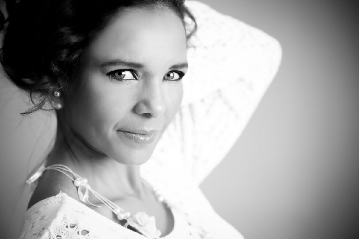 Ivna sá para mulheres, book de mulher, ensaio de mulher no estúdio ivna sá, ivna sá fotografia, estúdio em belo horizonte, belo horizonte, beleza, atitude, book terapêutico