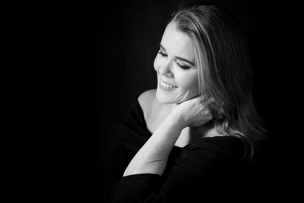 
Mulher de 52 anos, book de mulher, ivna sá para mulheres, book de 52 anos, fotos de mulher em belo horizonte, estúdio em belo horizonte, ivna sá
