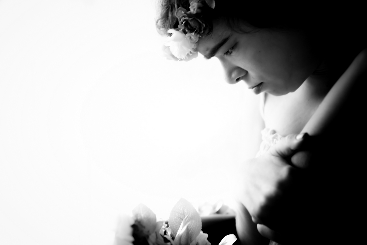 Ivna sá, ivna sá para mulheres, ivna sá fotografia, book de mulher com paralisia cerebral, paralisia cerebral, fotos em casa, feito com os pés, escritora, mulher, book, fotos de mulher em belo horizonte