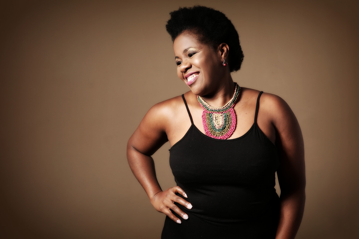 Ivna sá para mulheres, mulher negra, beleza negra, ivna sá fotografia, ivna sá, estúdio em belo horizonte, book de mulheres, estúdio especializado em fotos de mulher, fotos em estúdio, foto, fotografia, poder, auto estima 