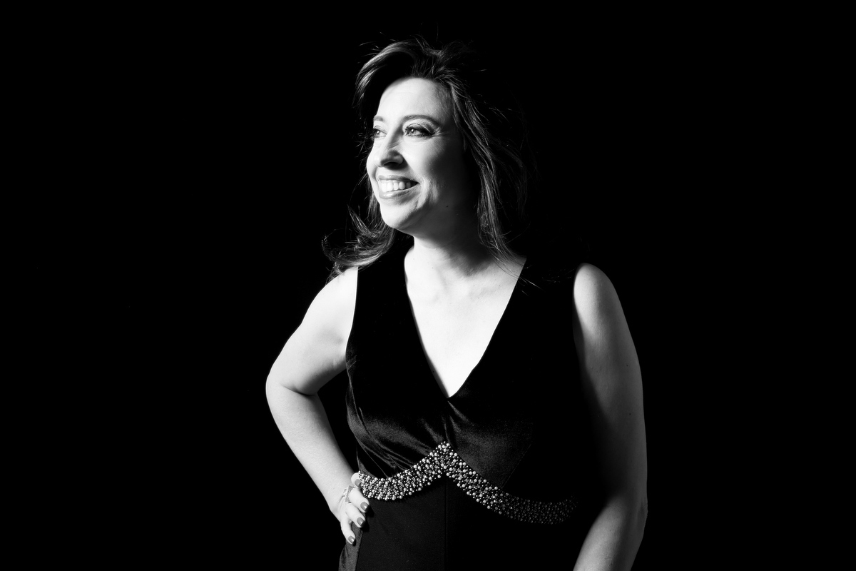 Ivna sá para mulheres, fotografia, estúdio em belo horizonte, fotos em estúdio, ivna sá, mulheres com 50 anos, 50 anos, beleza, auto estima