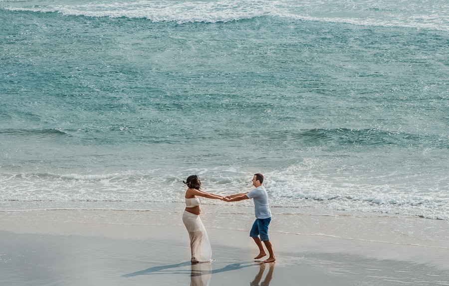 fotografai casal na praia
